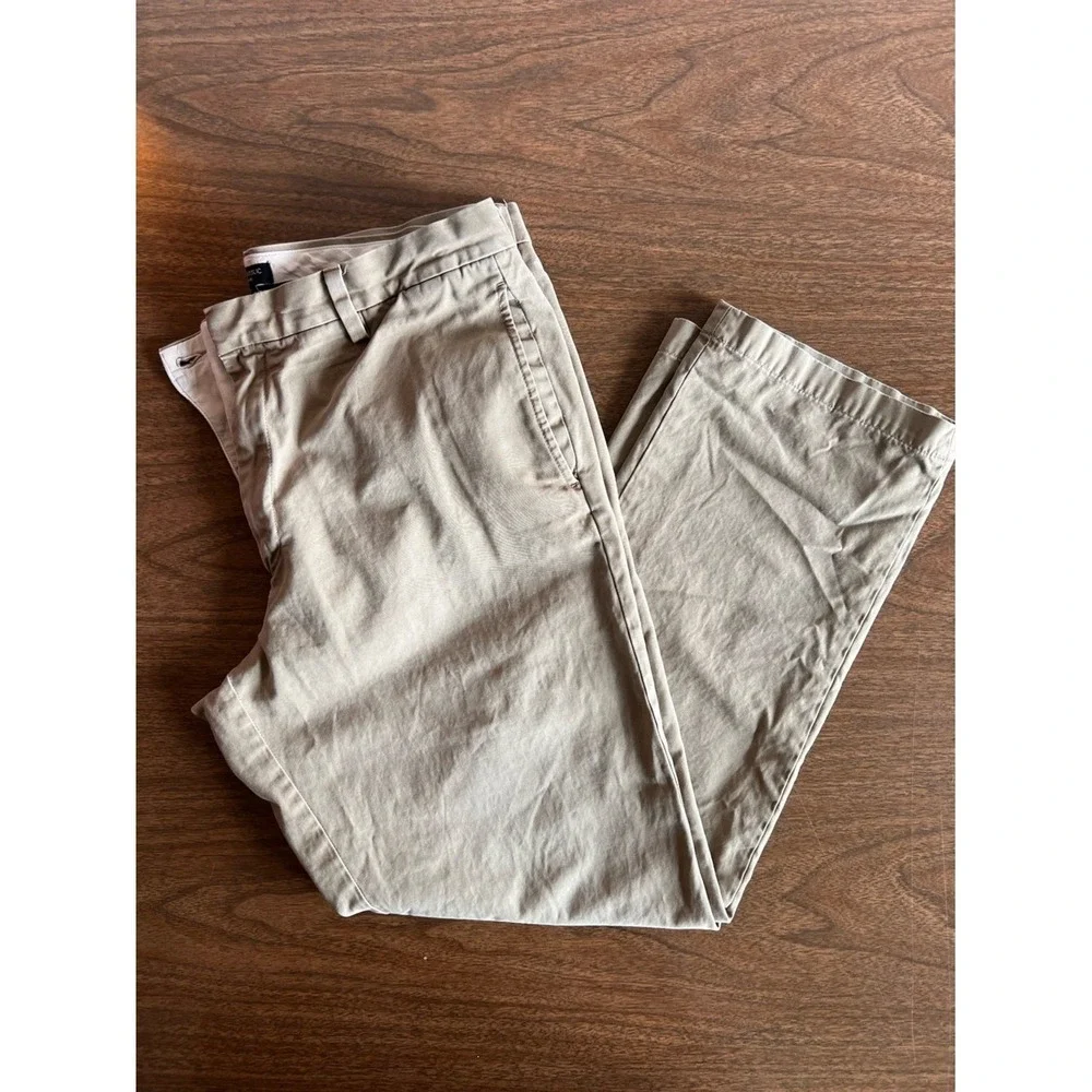 Banana Republic Bundle of Two Pairs 35x32 Gavin Chinos in Khaki Tan‎ with Flaws